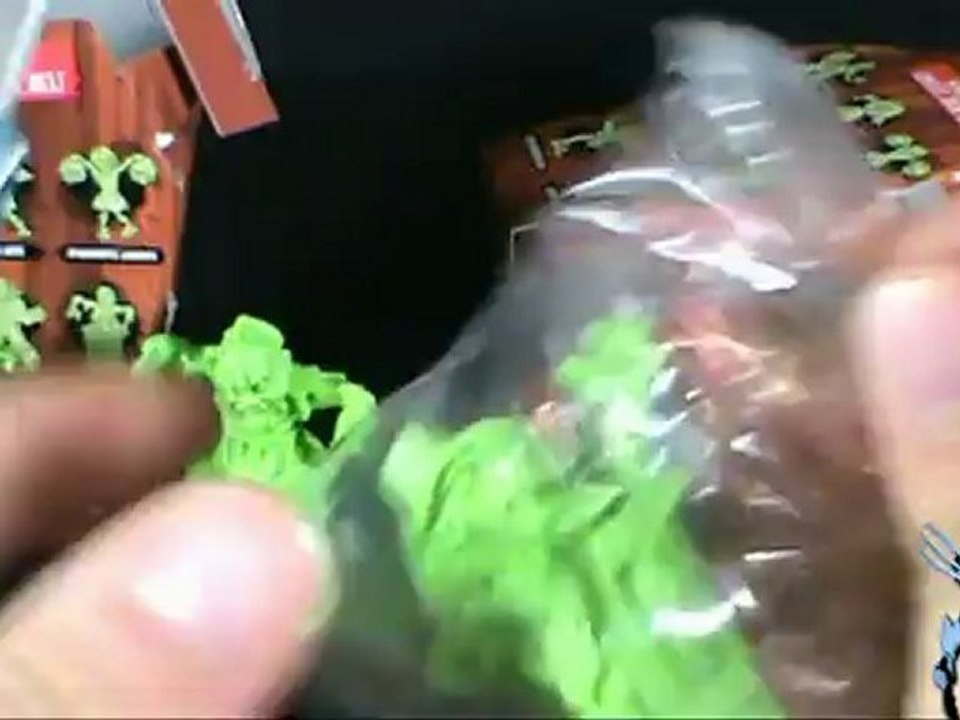 Collectible Spot - Jakks Pacific S.L.U.G. Zombies Mystery Pack Series 1