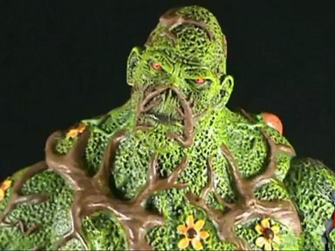 Toy Spot - Mattel DC Universe Classics SDCC 2011 Swamp Thing