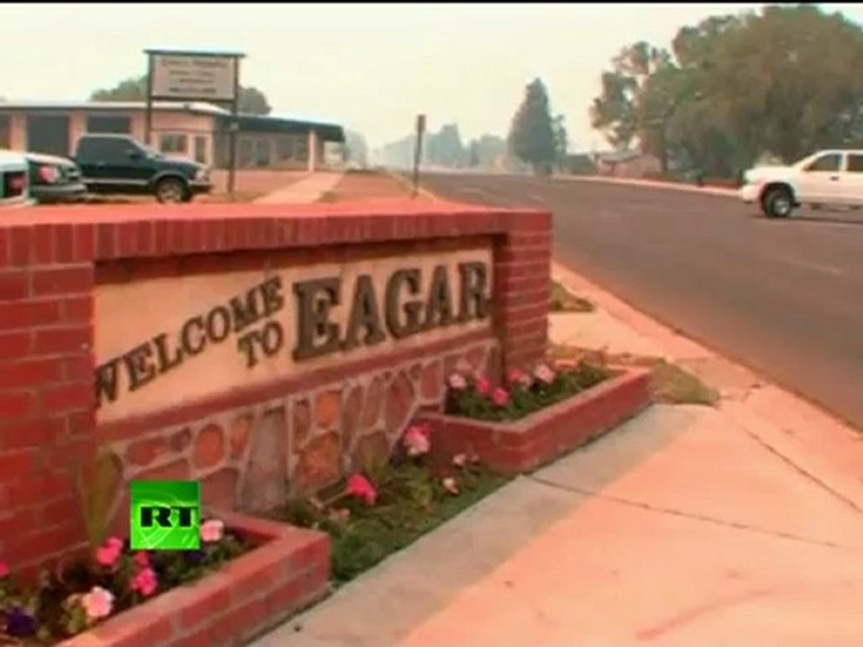 Wall of Smoke & Fire: Raging wildfires leave 'Ghost Towns' in Arizona