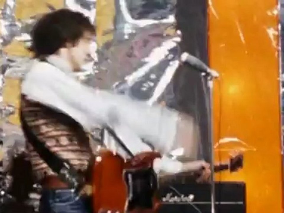 A Russian tv promo for Amazing Journey