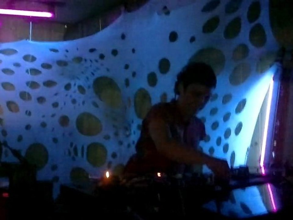 Dj Lin-c - Digital Dreams - Café Du Théatre 2012