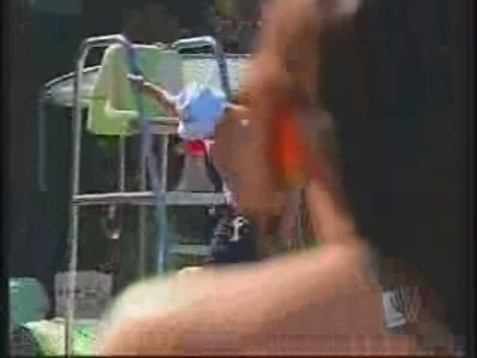 un maitre nageur sans gene