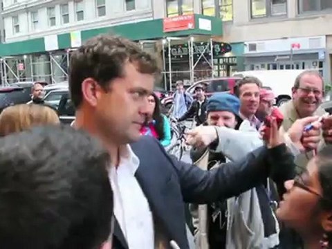 Katie Holmes Reaches Out and Touches Ex-Joshua Jackson