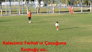 Kalecimiz Ferhat'ın Çoçuğuna Koştuğu An..