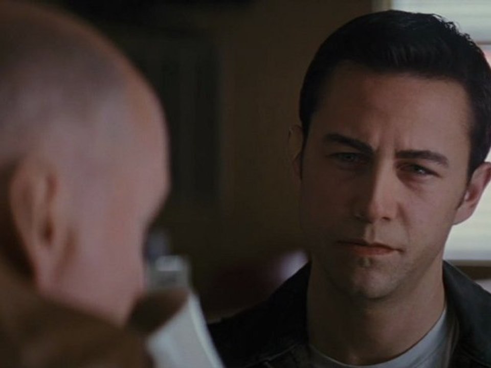 Looper with Joseph Gordon-Levitt – Clip 03
