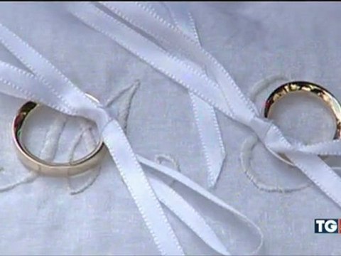 AMI AVVOCATI VIDEO: MATRIMONIO, AUMENTA L'ETA' MEDIA DEGLI SPOSI.