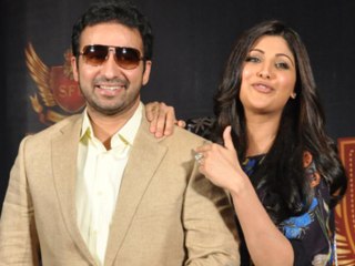 Shilpa Shetty & Raj Kundra @ SFL Press Conference