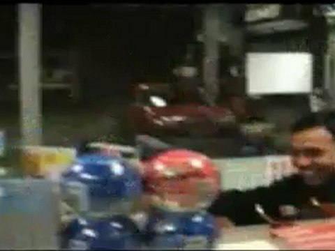 Re-Labelled by Ben Williams (DVD) - Magic Trick