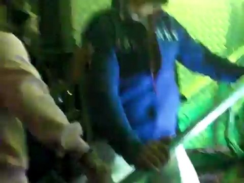 HUGO Y MARIA-BOLO PORRIÑO ANTES DE SUBIR AL ESCENARIO PARTE 2