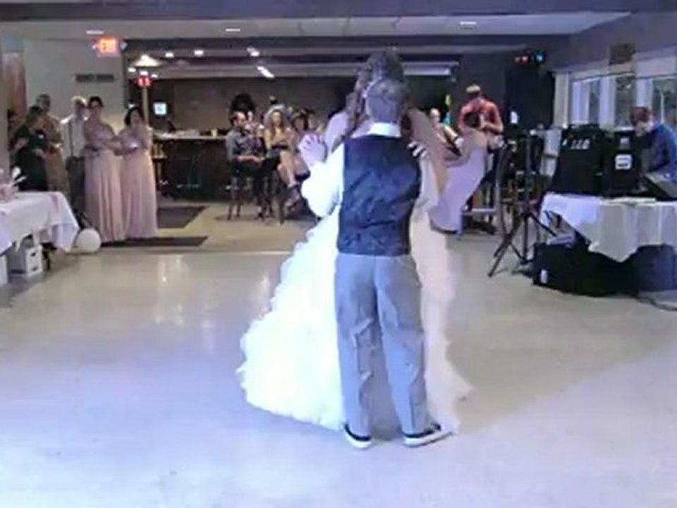 matthew and hillary levesley first dance
