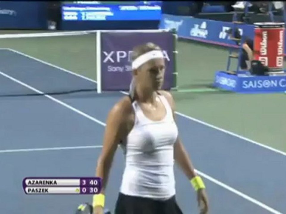 Tokio: Azarenka mühelos in der nächsten Runde