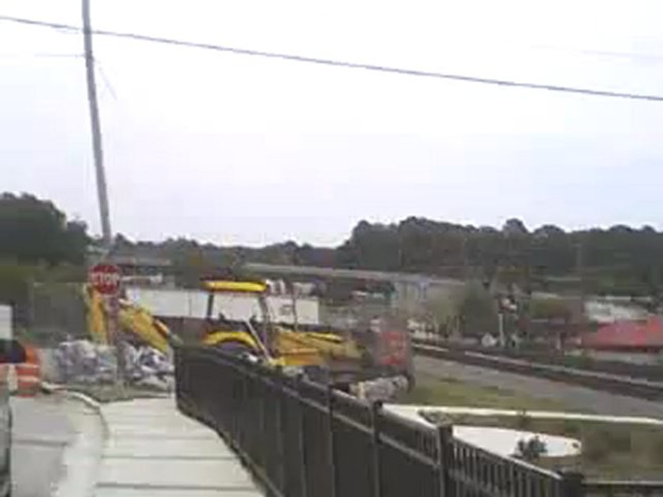 Norfolk Southern Autorack and container train east bound through Austell Ga.