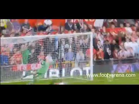 Robin van Persie First Goal for Manchester United
