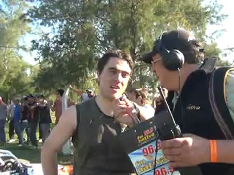 2012-09-23 - LIMITADA - SERIE - Petean Yonatan (nota)