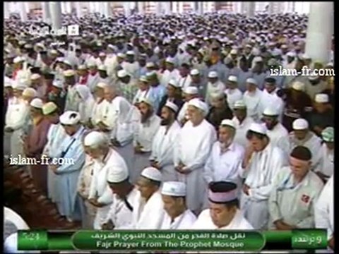 salat-al-fajr-20120925-madinah