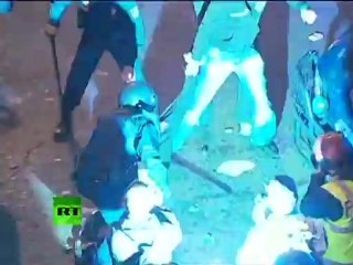 Espagne : Violences à Madrid lors d'une manifestation près du Congrès