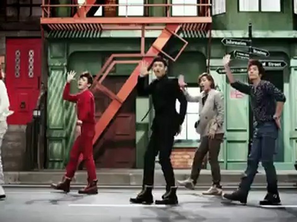 SHINee - Hello [New MV]