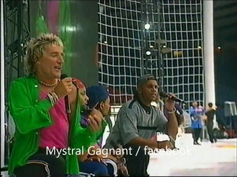 03 the first cut is the deepest Rod STEWART live Glasgow 1999 HD