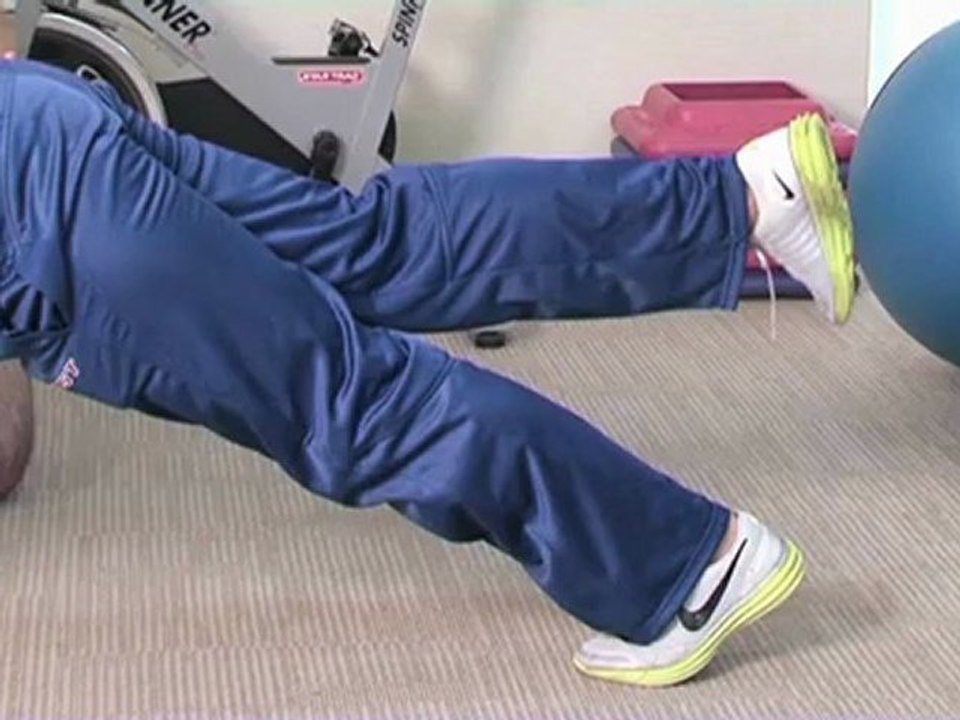 Best Chest Workout ShortCuts: Single Leg Push Ups