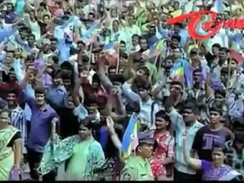 Cameraman Gangatho Rambabu Theatrical Action trailer - Pawan Kalyan - Thamanna