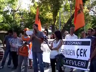 Halkevleri zam eylemi