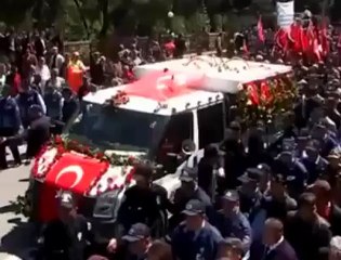 BİZİM İÇİN SİYASET VATAN AŞKIDIR! BİZE KATILIN..!