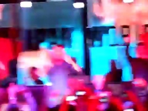 Lausanne Worlds Apart-Baby come back