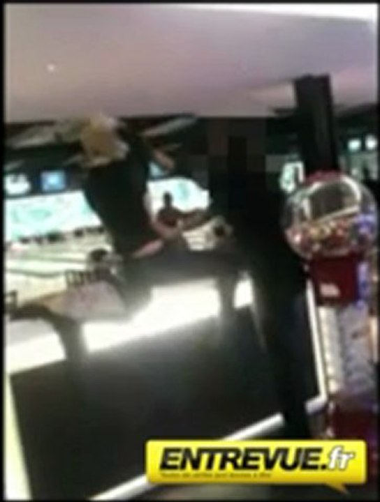 Nadège (Secret Story 6) bourrée en public !