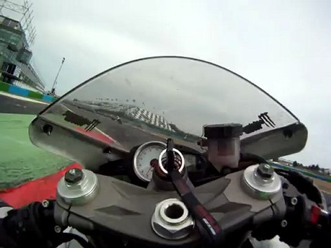 Magny Cours F1 - Pirelli Days - Johann en ZX6R