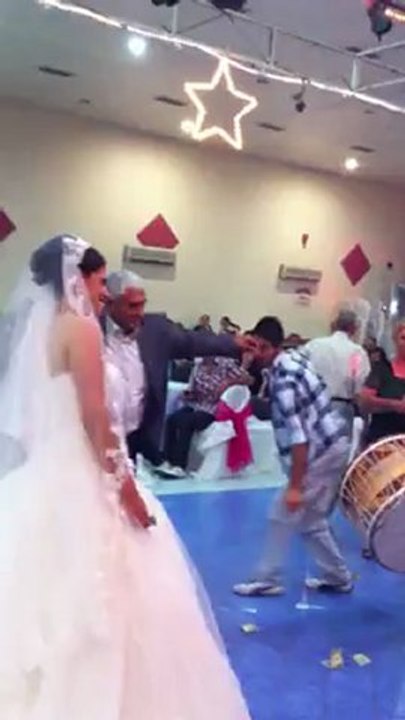 özgü özşenler 3