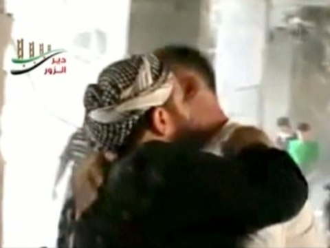 Fighting rages in Damascus and Syrian border town