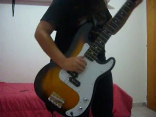 Improvisando un poco (Bajo Electrico)  (trez(???)