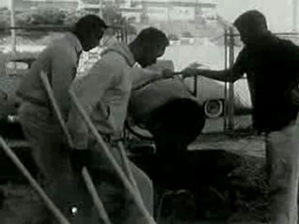 Ask Me don't tell me (1961)