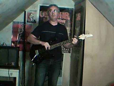 Le café des trois colombes(Joe Dassin)