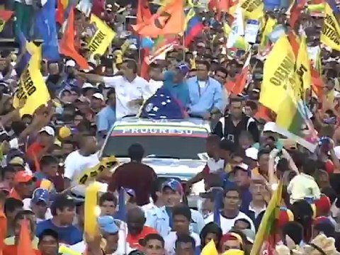 Entre música y alegría recibieron los yaracuyanos a Capriles