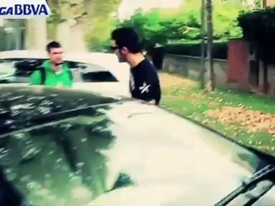 Messi gets the right model but the wrong car