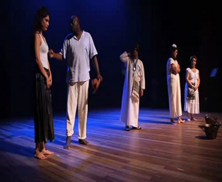 A Alma Boa de Setsuan_1a