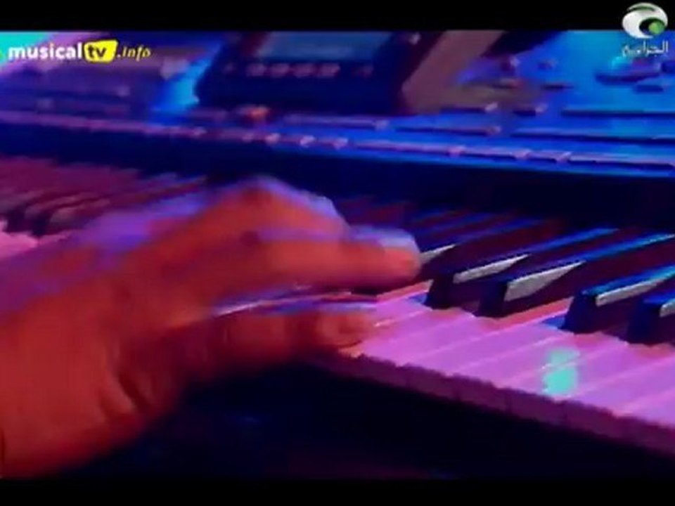 Baaziz - Je M'en Fous (live)