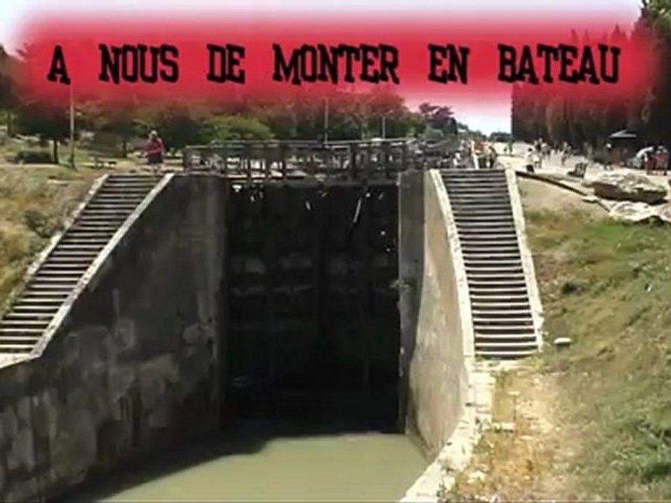 FONSERANES BEZIERS ECLUSES EN BATEAU
