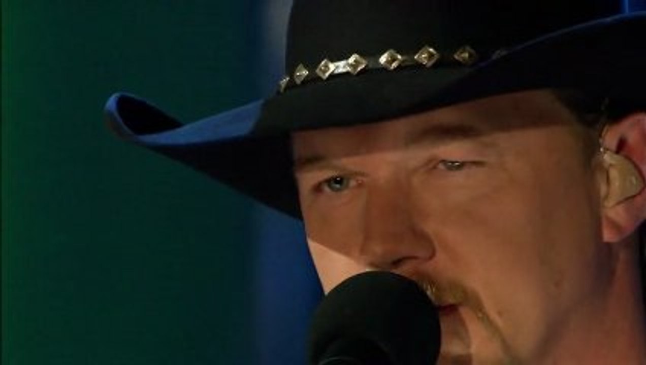 Trace Adkins - I'm Tryin' (LIVE) 1080  HD