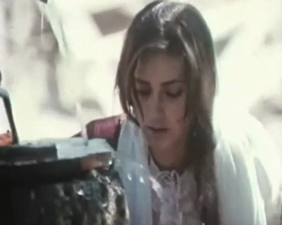 İlkay Akkaya - gidemem -   2012 kolaj Serbülent Öztürk