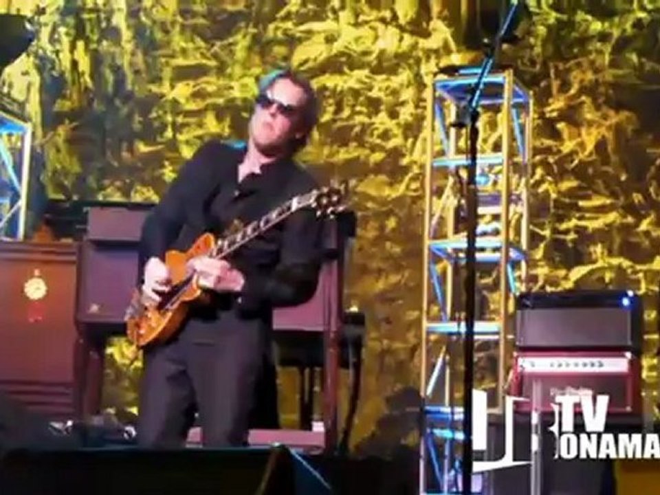Joe Bonamassa - FUZZFACE GUITAR SOLO - Dust Bowl (High)