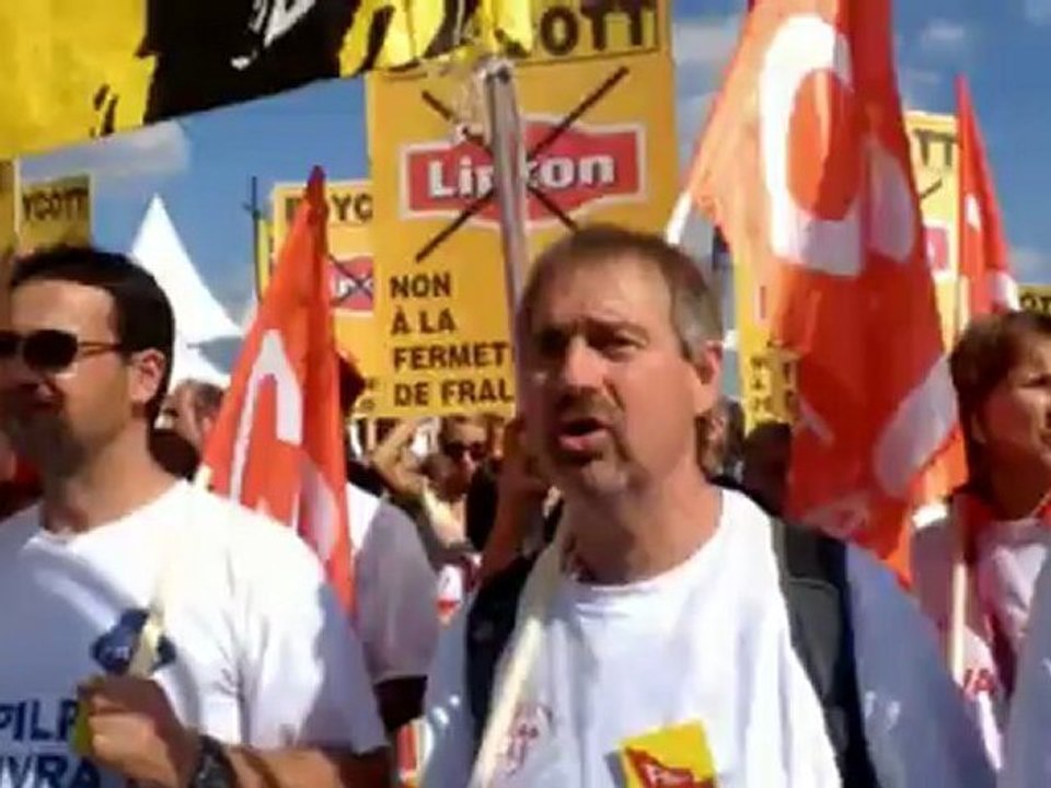 Les CONTI manifestent à l'Huma