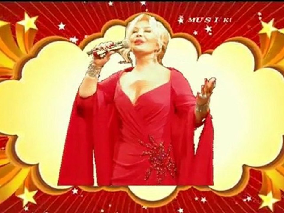 Emel Sayın ♫ Rüzgâr söylüyor şimdi o yerlerde.HD