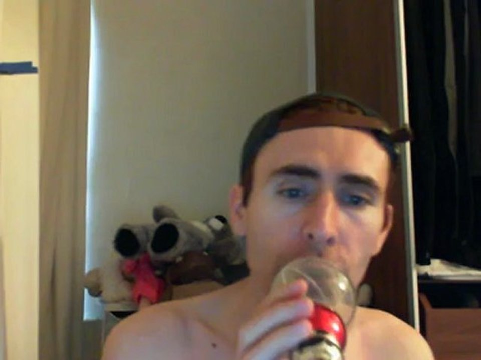 Wiwi égratigne "ma douce" de Barcella