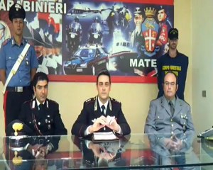 COLTIVAVANO MARIJUANA: ARRESTATI MATERA 28-9-2012