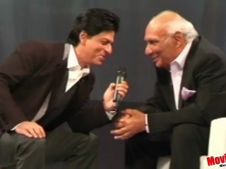 Shahrukh Sings 'O Meri Zohra Jabeen' With Yash Chopra