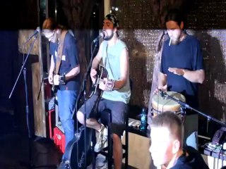 Pub Casa Luca - "O seara aproape Unplugged "  1