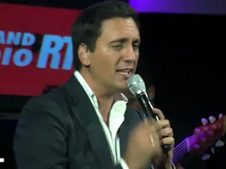 Dany Brillant - Quand je vois tes yeux en live dans le Grand Studio RTL