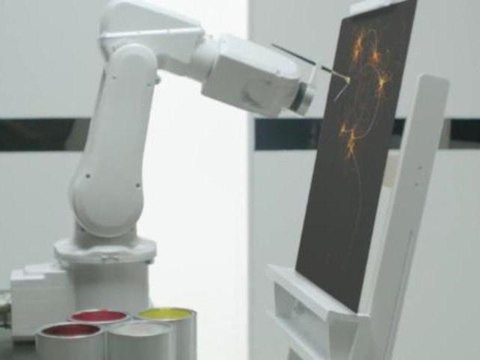 Robots Draw Hotel Guests While They Sleep